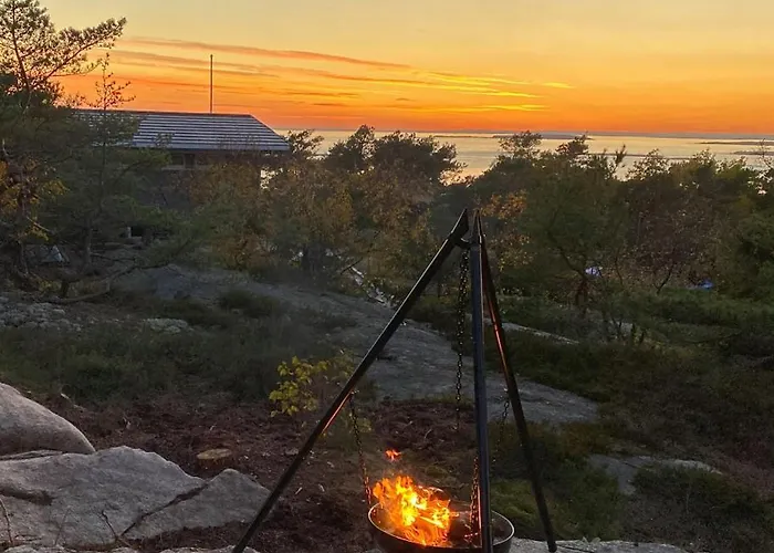 With View In Vestre Oksrodkilen * Грессвик